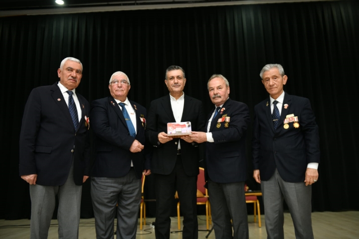 “Bu Ülke Şehit Ve Gazileri Sayesinde Geleceğe Güvenle Bakıyor”