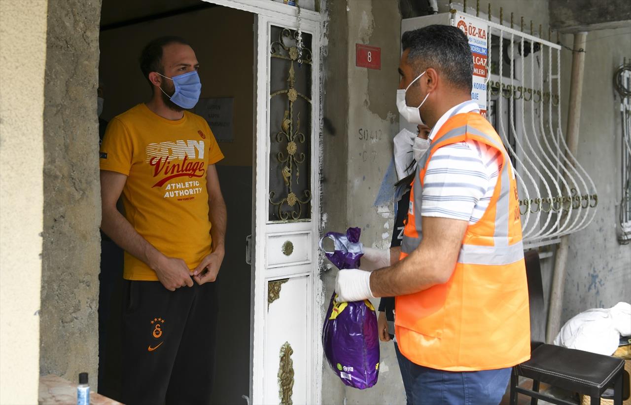 Esenyurt Belediyesi, Mayıs Ayında Da Yardım Ve Hizmetlerini Artırarak Sürdürdü
