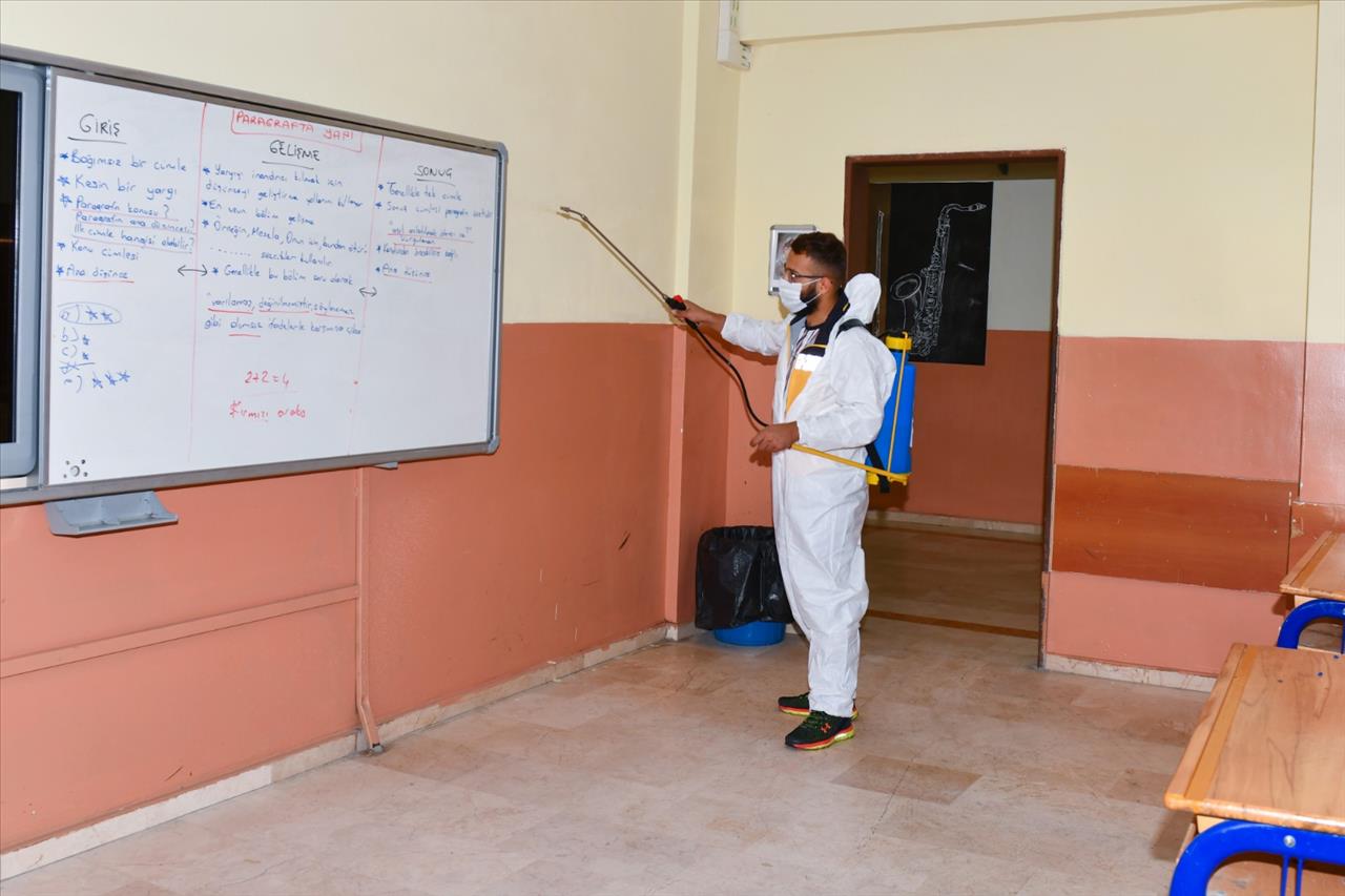 Esenyurt’ta Okullar Yeni Eğitim Dönemine Hazır