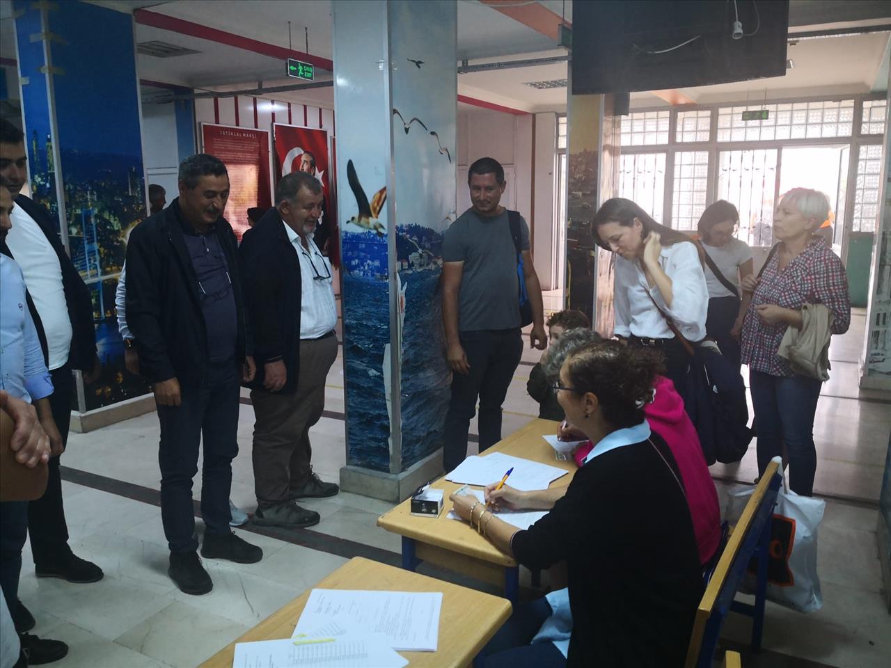 Esenyurt Belediyesi Oy Kullanan Bulgaristan Göçmeni Vatandaşlar İçin Görev Başında
