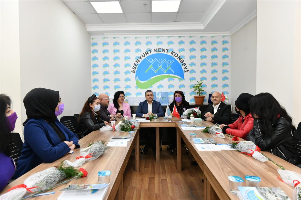 Başkan Bozkurt’tan Kent Konseyi Kadın Meclisi’ne ‘8 Mart’ Ziyareti