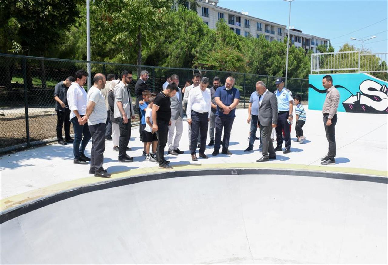 Başkan Bozkurt Skate Park Çalışmalarını Yerinde İnceledi