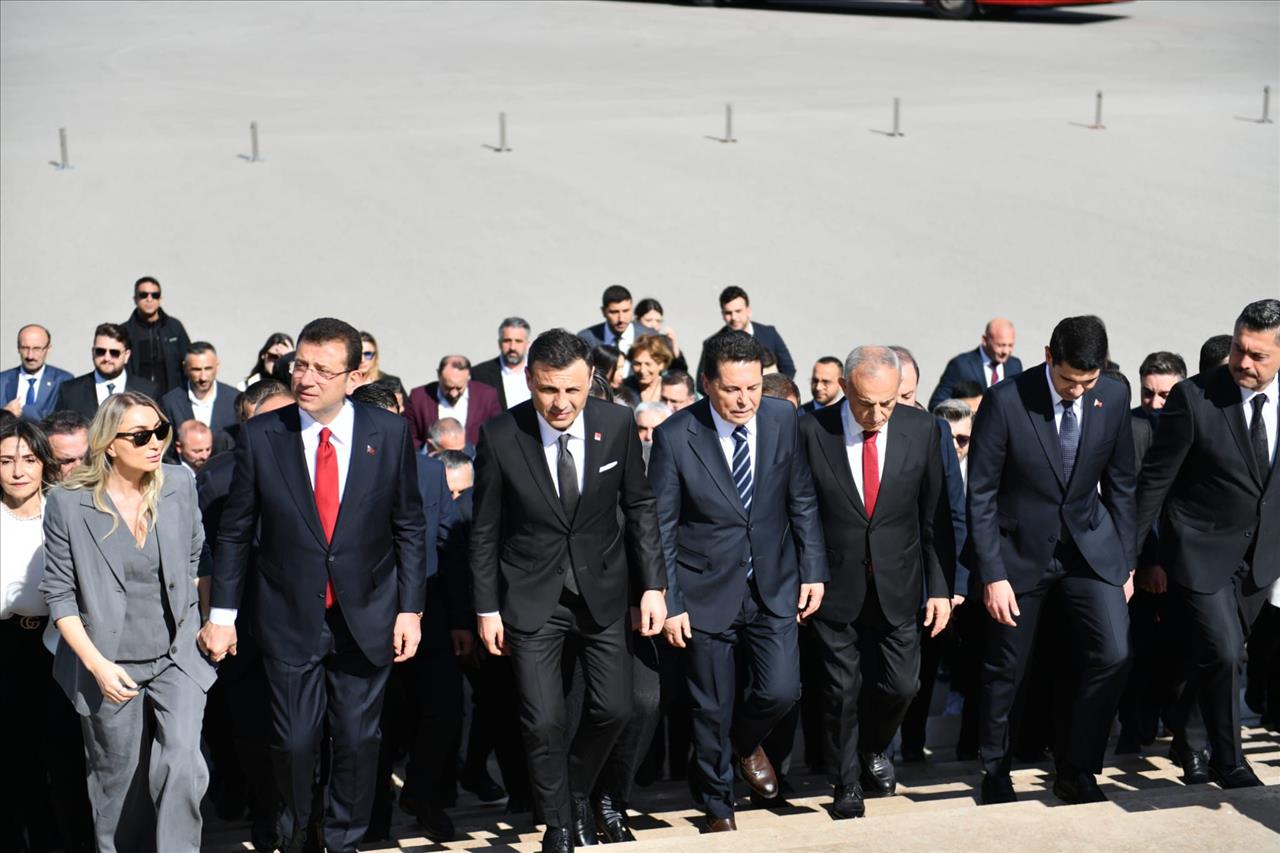 CHP'li 26 Başkan Ata’nin Huzuruna Çıktı