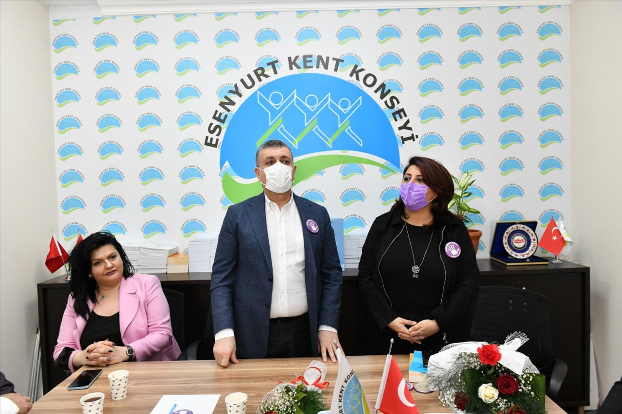 Başkan Bozkurt’tan Kent Konseyi Kadın Meclisi’ne ‘8 Mart’ Ziyareti