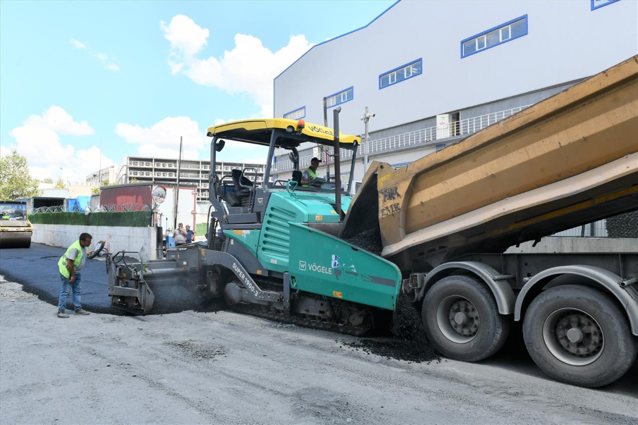 Esenyurt’ta Asfalt Çalışmalarında Rekor Kırıldı