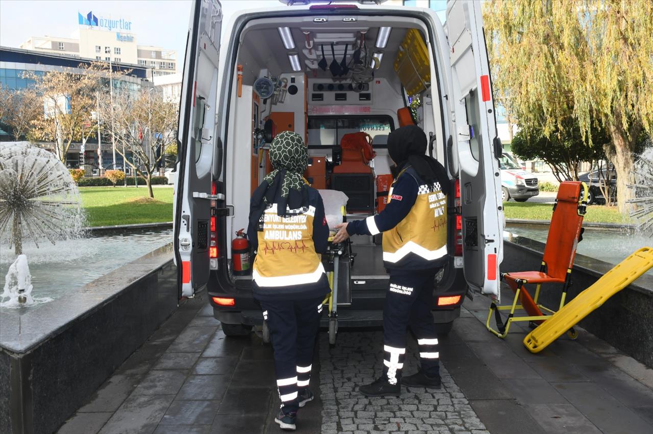 Esenyurt Belediyesi’nin Ambulansları 7/24 Hizmet Vermeye Başladı