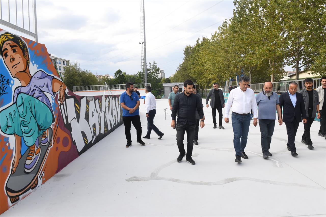Başkan Bozkurt, Yapımı Devam Eden Proje Ve Parkları İnceledi