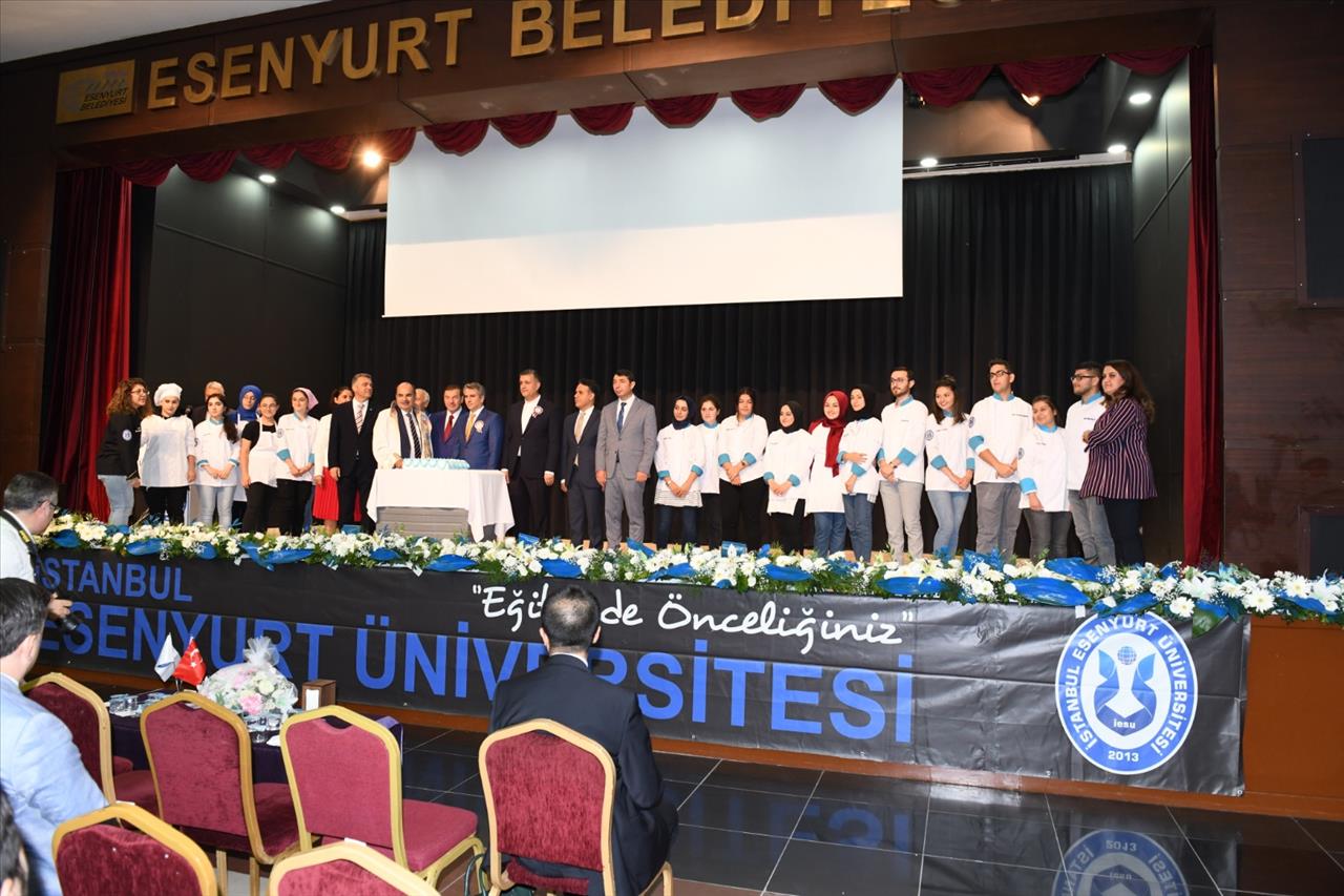 Başkan Bozkurt’tan Üniversitelilere Tam Destek