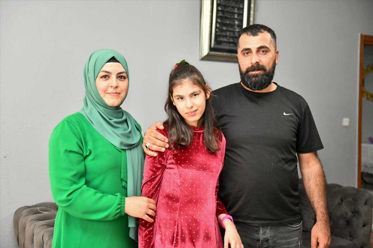 Esenyurt Belediyesi Efla Zeynep’i Yalnız Bırakmadı