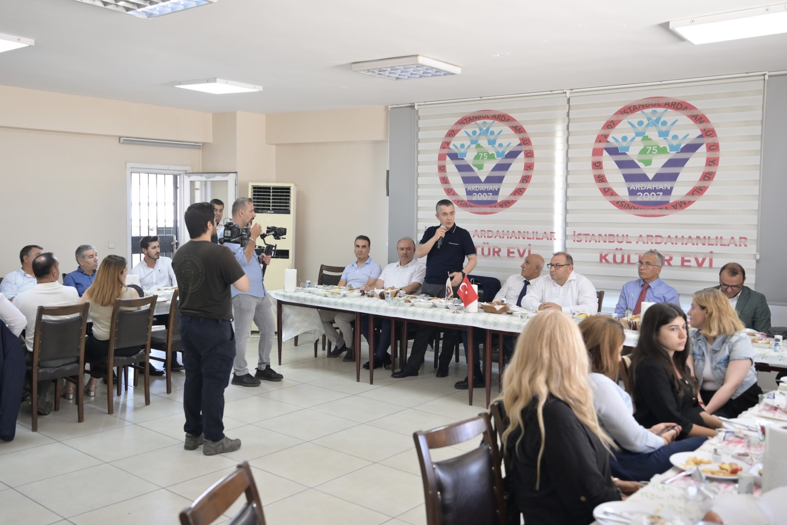 Başkan Vekili Aksoy, Kahvaltı Programında Esenyurt’taki Hizmetleri Anlattı