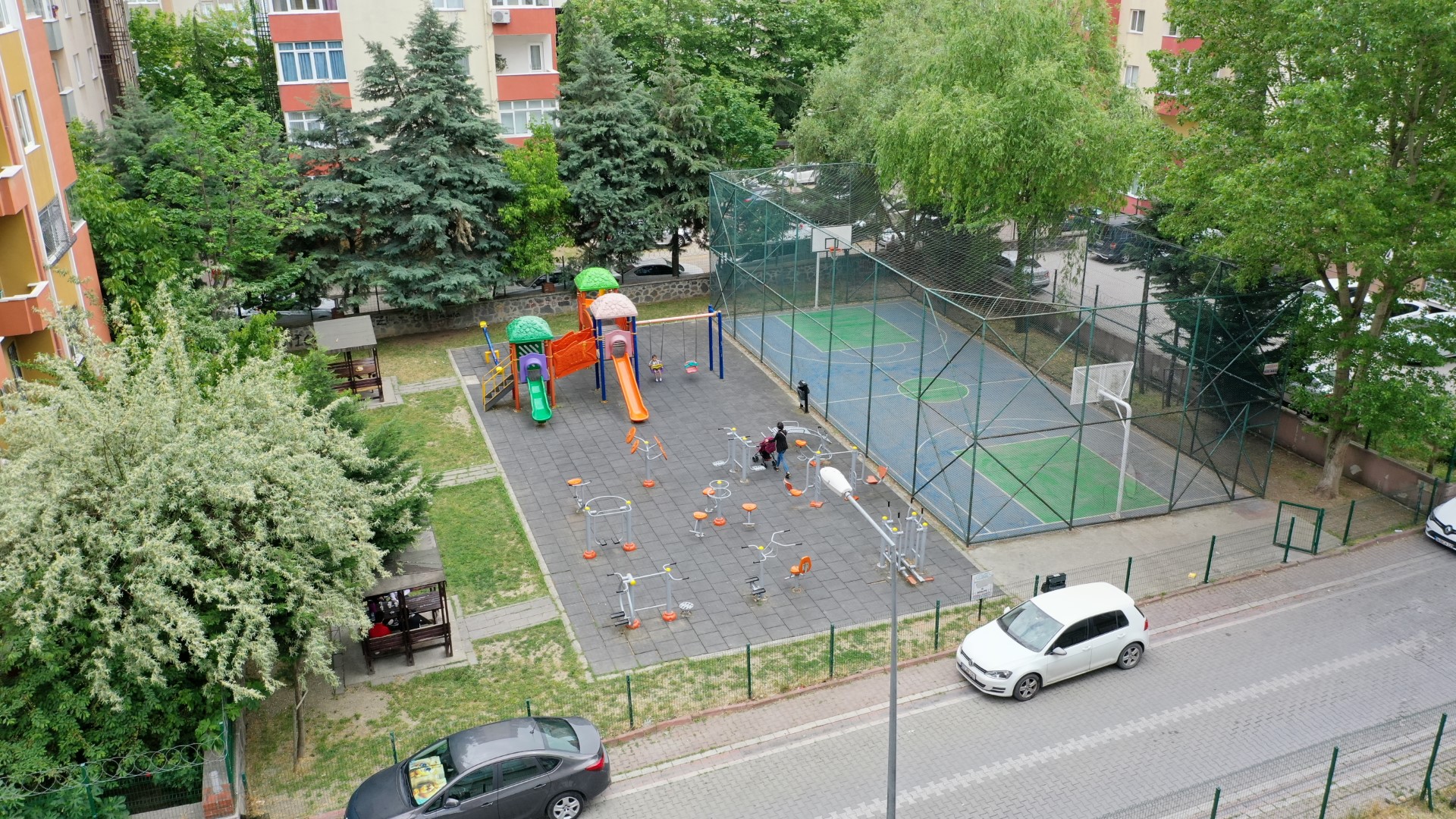 1981. SOKAK ÇOCUK PARKI