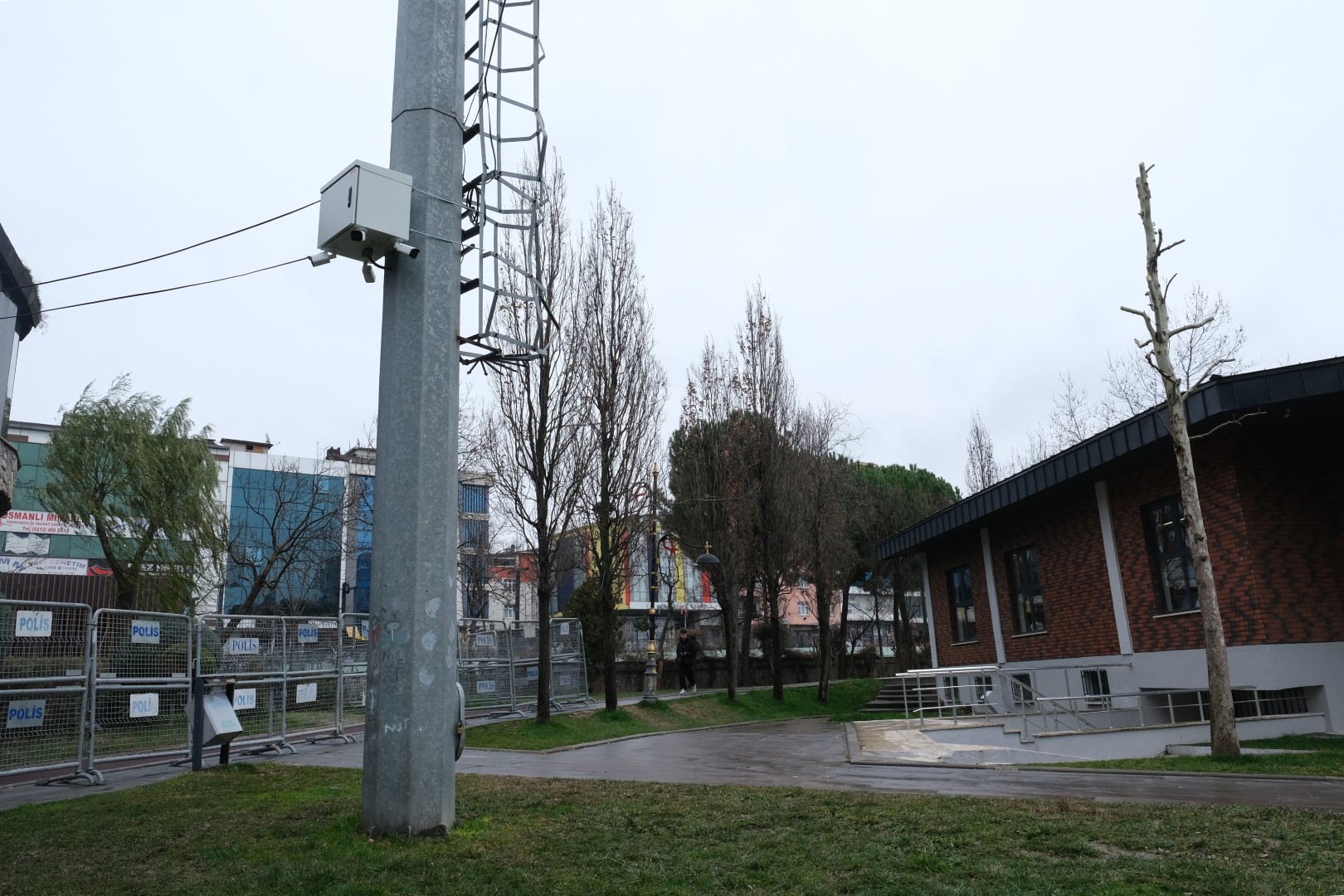 Esenyurt’ta Parklar Artık Daha Güvenli...