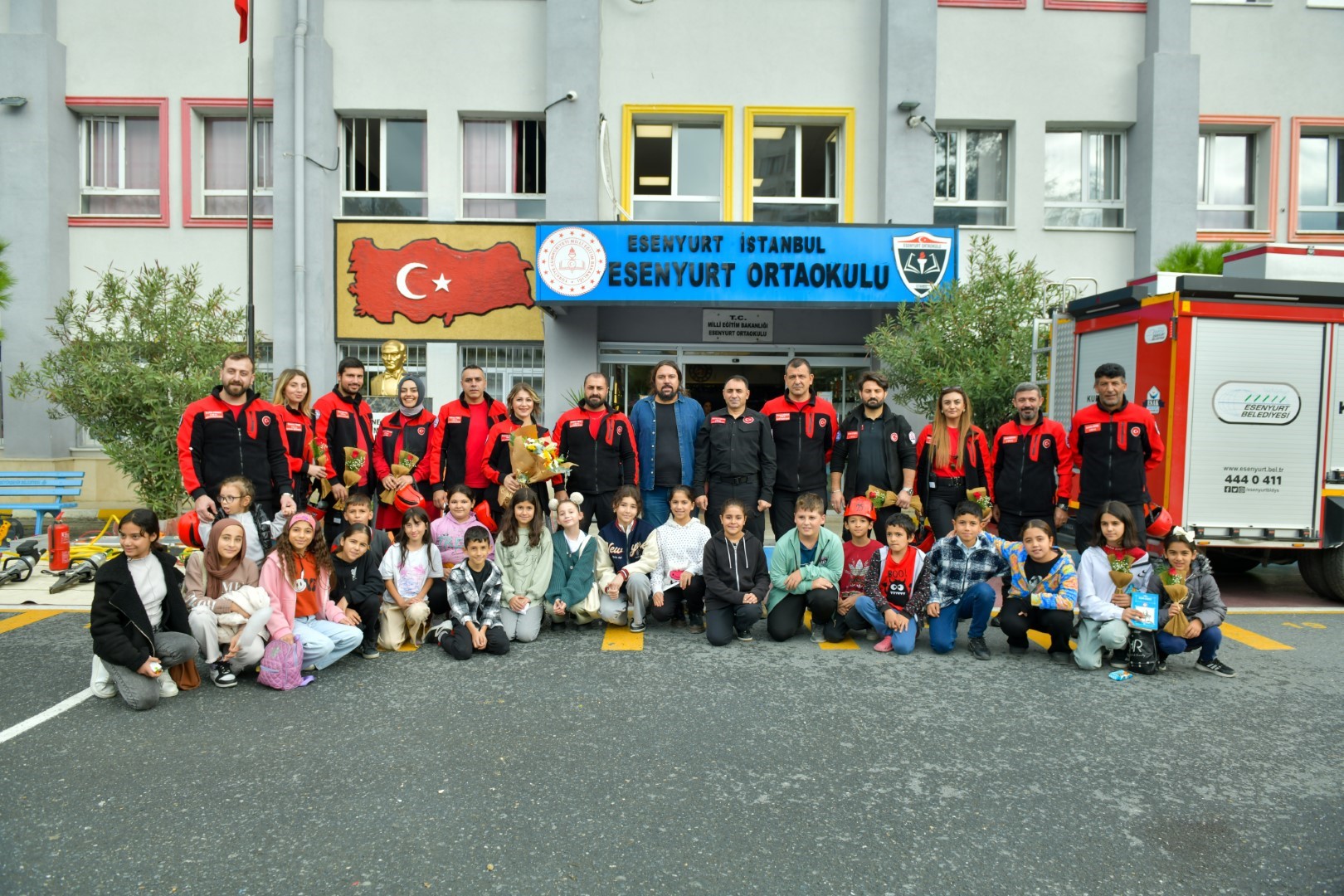 Esenyurt’un Kahramanları Sayfalarda Buluştu: Esak Ekibi Okuma Etkinliğine Katıldı