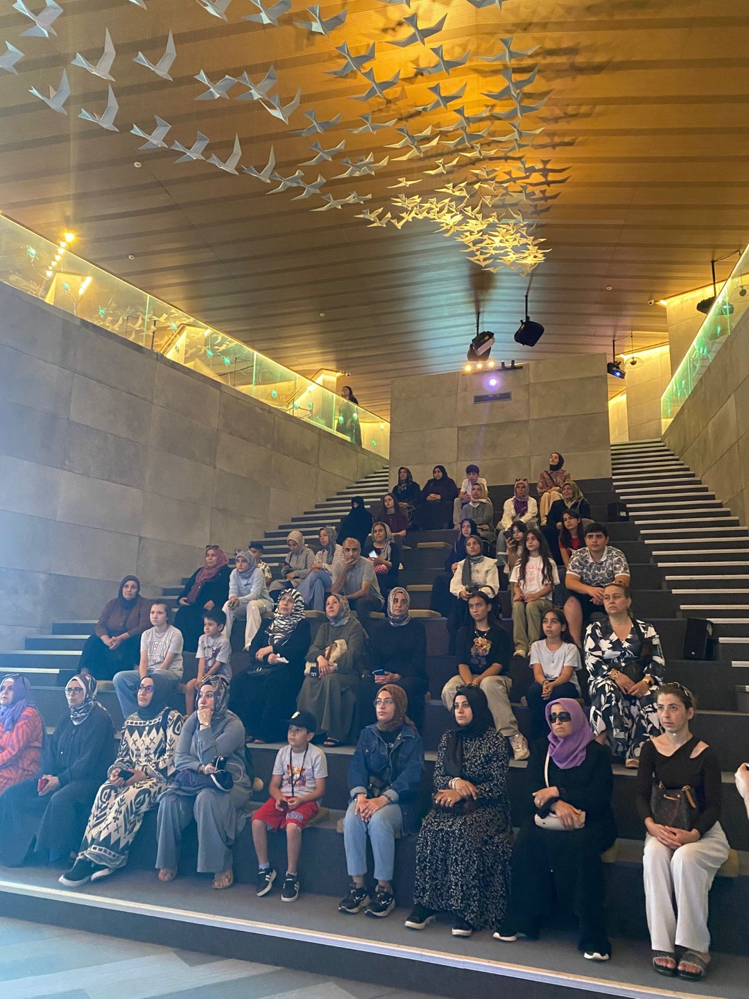 Esenyurt Belediyesi, 15 Temmuz Milli Birlik ve Demokrasi Günü'nde Vatandaşları 15 Temmuz Hafıza Müzesi'ne Götürdü