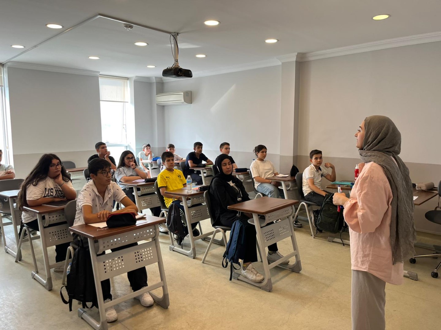 Esenyurt Belediyesi Sınavlara Hazırlık Sürecinde Öğrencilerin Yanında!