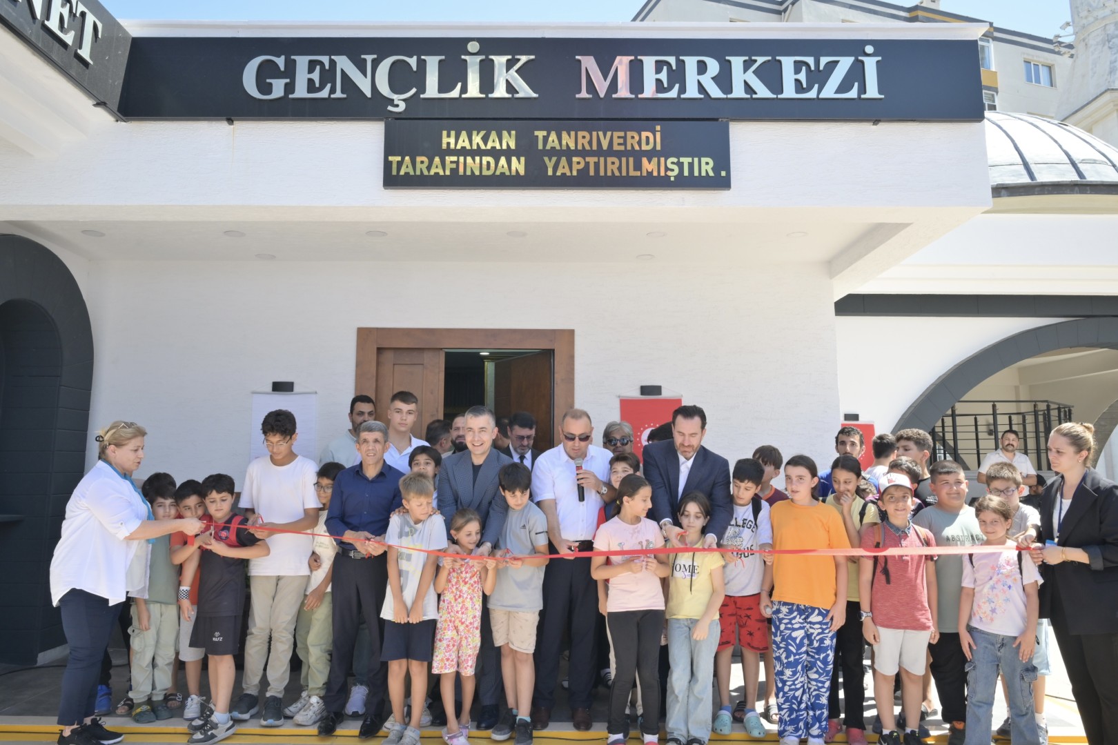 Esenyurt’a Değer Katacak Yeni Bir Merkez Daha Hizmete Açıldı